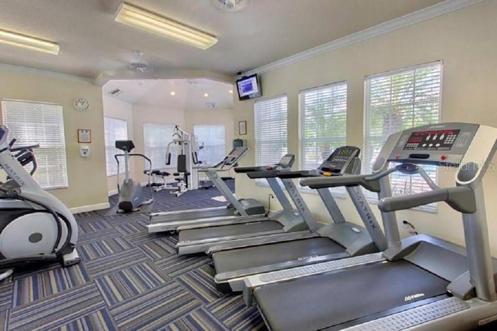 Pool In Famous Windsor Palms 4 Miles To Disney, Free Amenities Holiday home