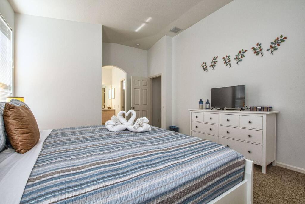 Pool In Famous Windsor Palms 4 Miles To Disney, Free Amenities Kissimmee
