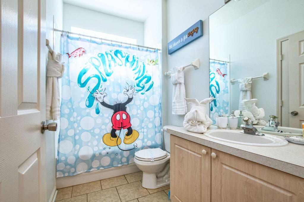 Pool In Famous Windsor Palms 4 Miles To Disney, Free Amenities Holiday home *