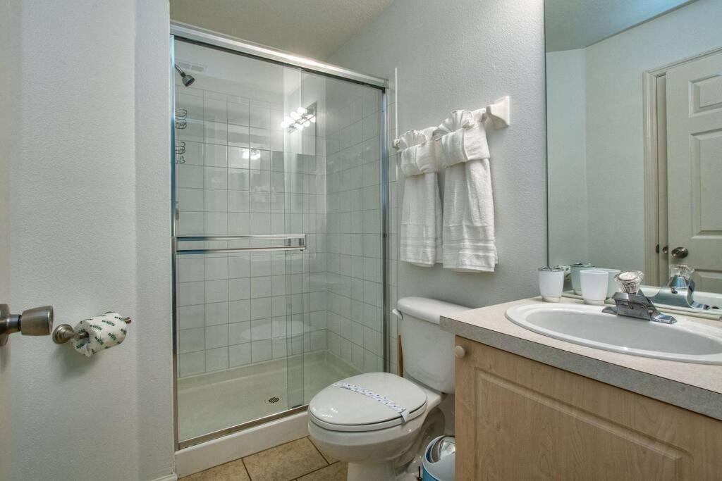 Pool In Famous Windsor Palms 4 Miles To Disney, Free Amenities Holiday home Kissimmee